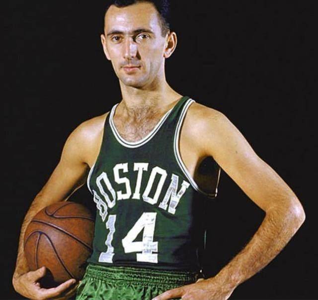 球时险些偏 球时险些偏